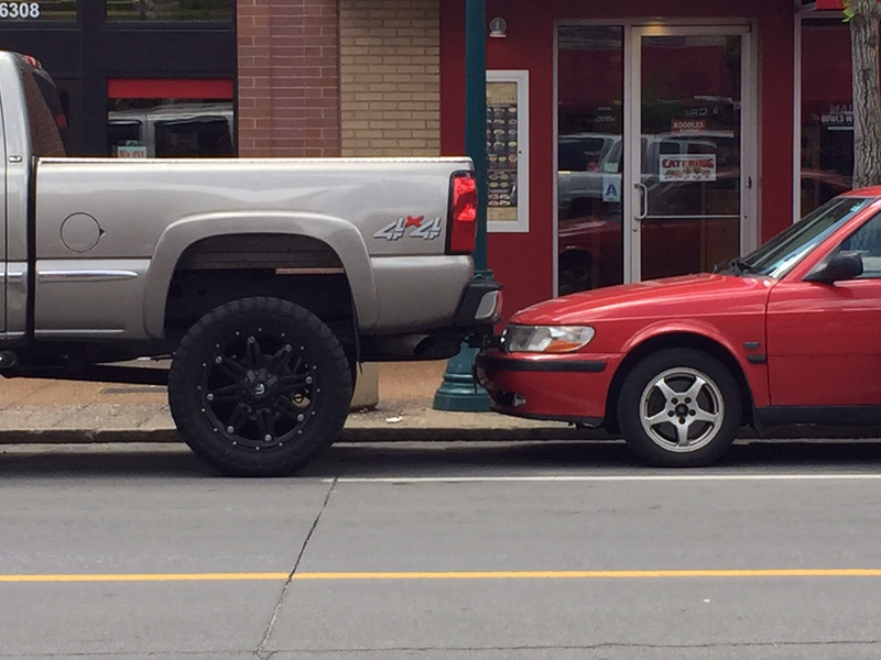 Illustration for article titled Excellent Parking Job